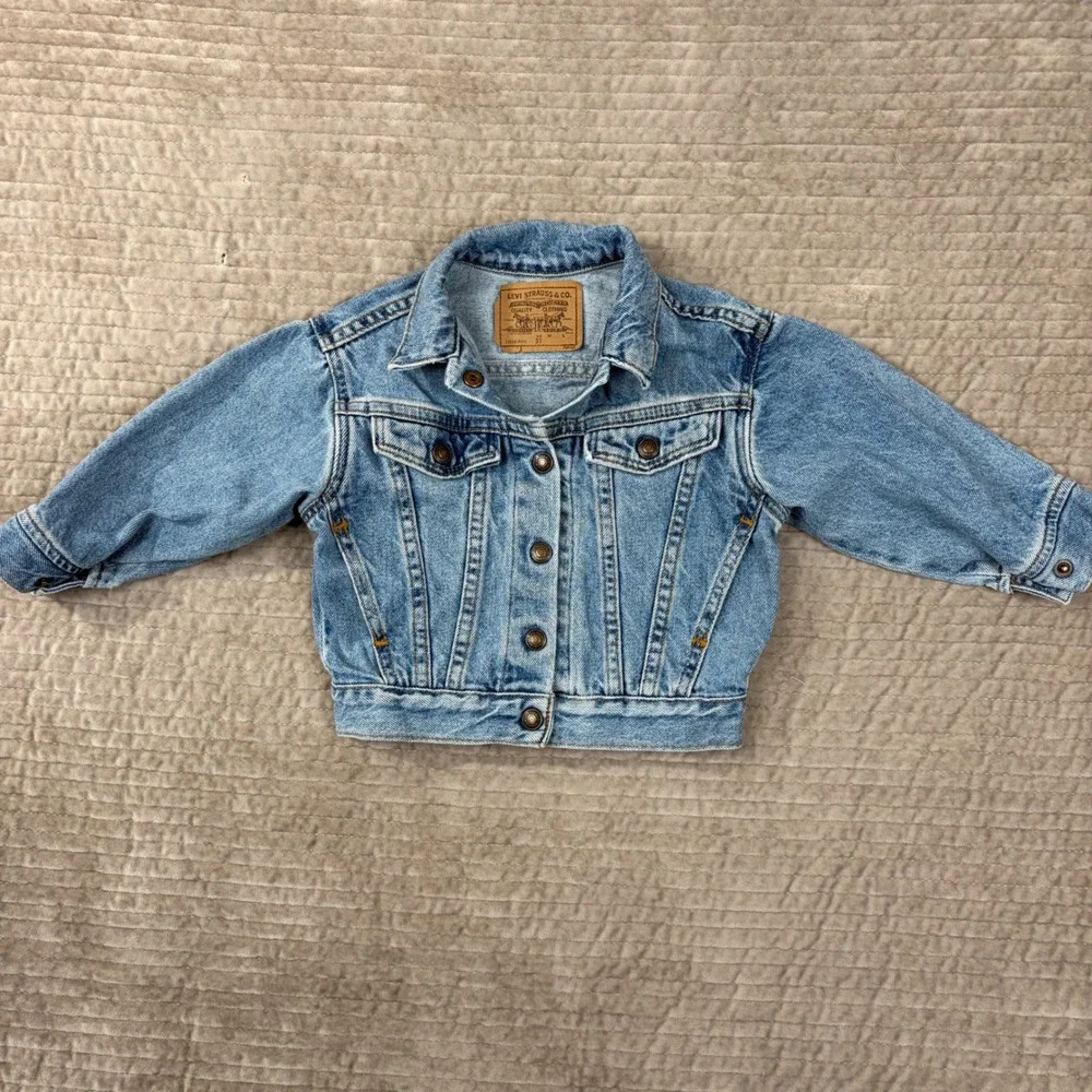 Vintage Levis Denim Trucker Jacket Toddler 3T Light Wash Made in USA 70506-0491